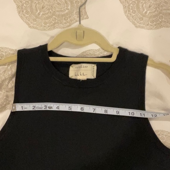 Ladies Nicole Miller black top - Picture 7 of 9